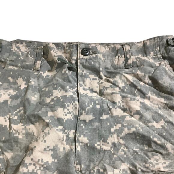 AIRCREW BATTLE DRESS UNIFORM TROUSERS UNIVERSAL CAMOUFLAGE, SIZE: MEDIUM-LONG - Picture 6 of 9